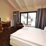 Hotel Strandhotel 4*