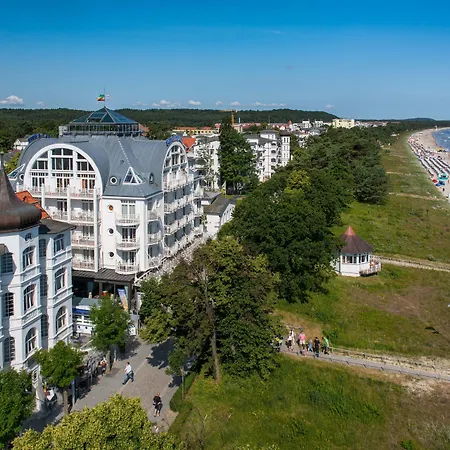 Strandhotel بينز