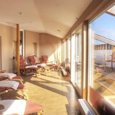 Strandhotel فندق 4*
