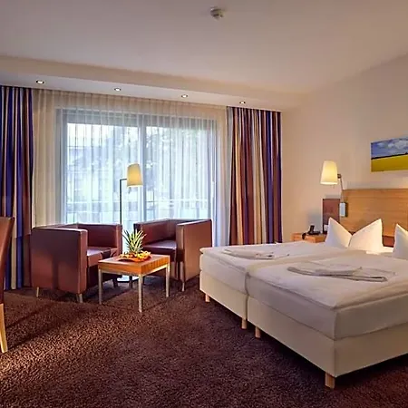 Strandhotel فندق
