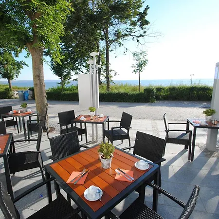 Strandhotel Hotel 4*