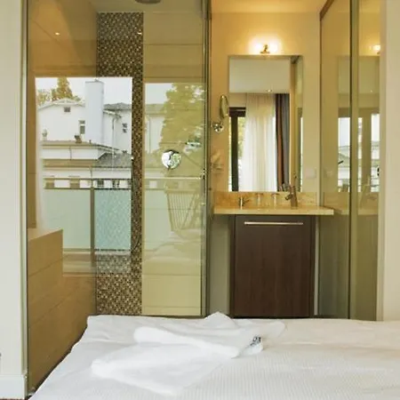 Strandhotel فندق بينز