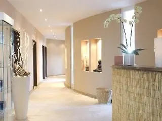 Strandhotel Остзебад Бинц