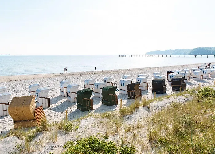 Strandhotel Отель 4*